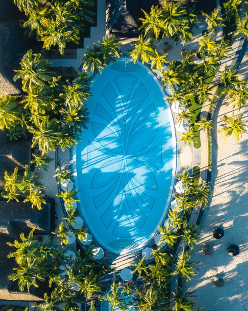 Paradis Beachcomber Pool