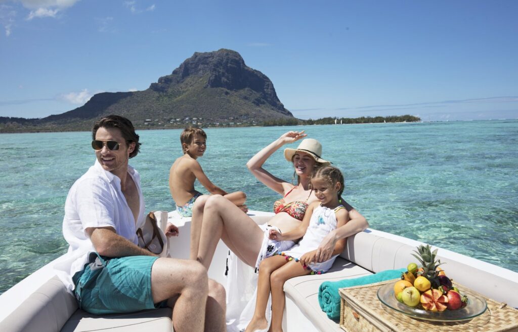 Paradis Beachcomber Family Trip on Boat