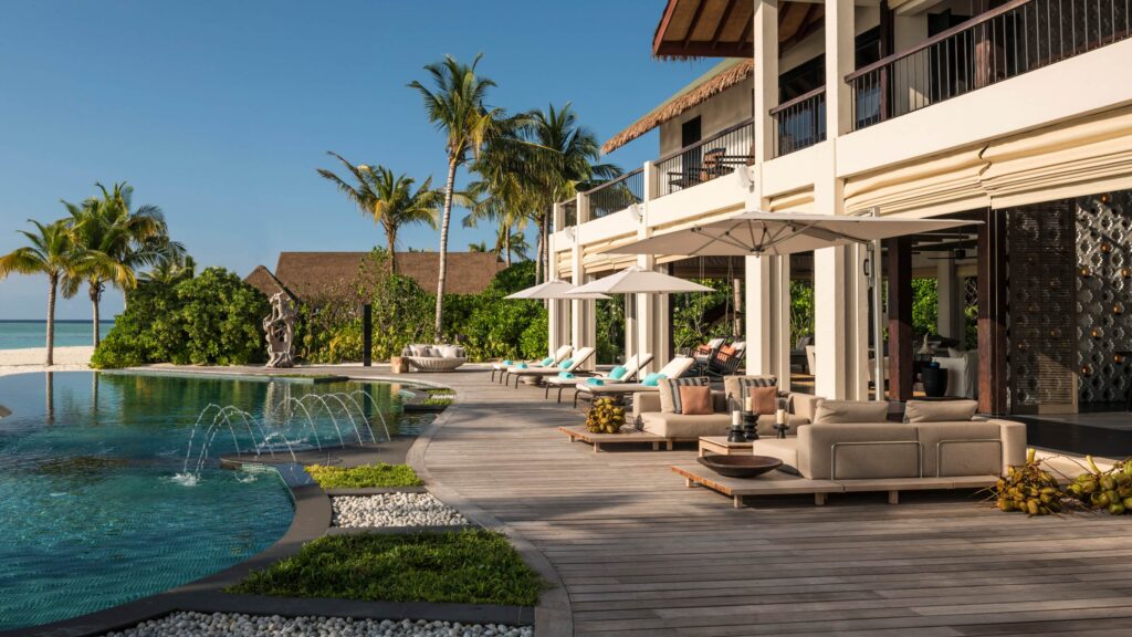 Generationsrejse til Maldiverne - Four Seasons Private Island Voavah