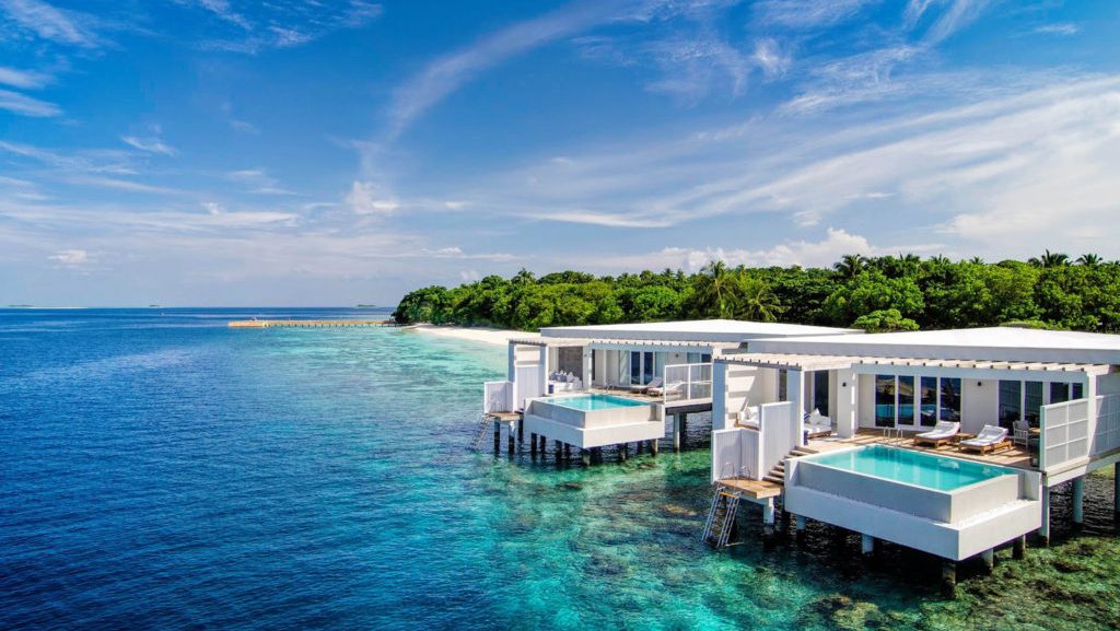 Amilla-Fushi-Exclusive-resort-solid-houses-pool-terrace-overlooking-the-sea-Indian-Ocean-Maldives-1024x768