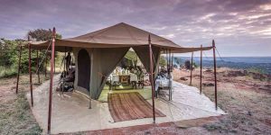 Gallery-Siruai-Mobile-Camp-The-Safari-Collection_Main-tent-set-atop-the-hill-with-magical-views