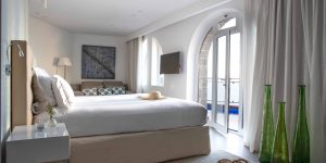 Jumeirah-Port-Soller-Mar-Blau-Signature-Suite-Bedroom