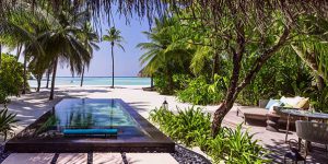 OneAndOnly_ReethiRah_Accommodation_BeachVillaWithPool_PrivatePool-Day_1485359942