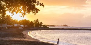 le-tahiti-by-pearl-resorts-black-sandy-beach
